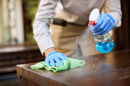 Hoe Een Professionele Schoonmaak Uw Leefruimte Transformeert